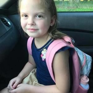 Meet your Posher, Alexis